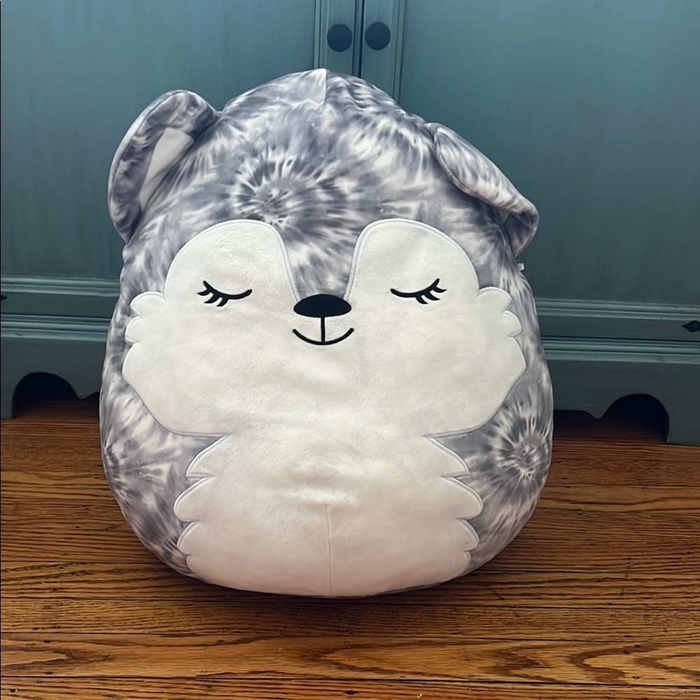 Heidi the Husky 16 in Squishmallow